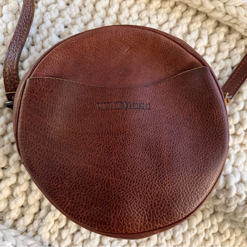 Portland Leather Large Nutmeg Circle Crossbody Bag PLG 🤎